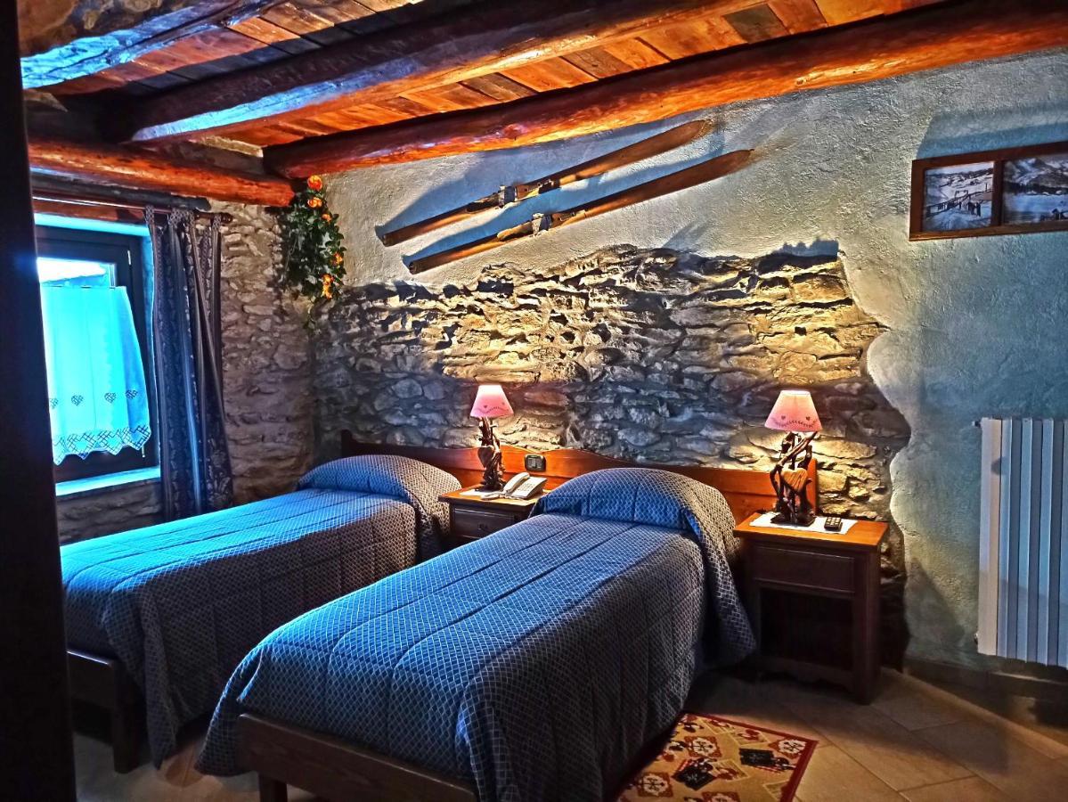 Etoile des Neiges Hotel Oulx Eksteriør billede